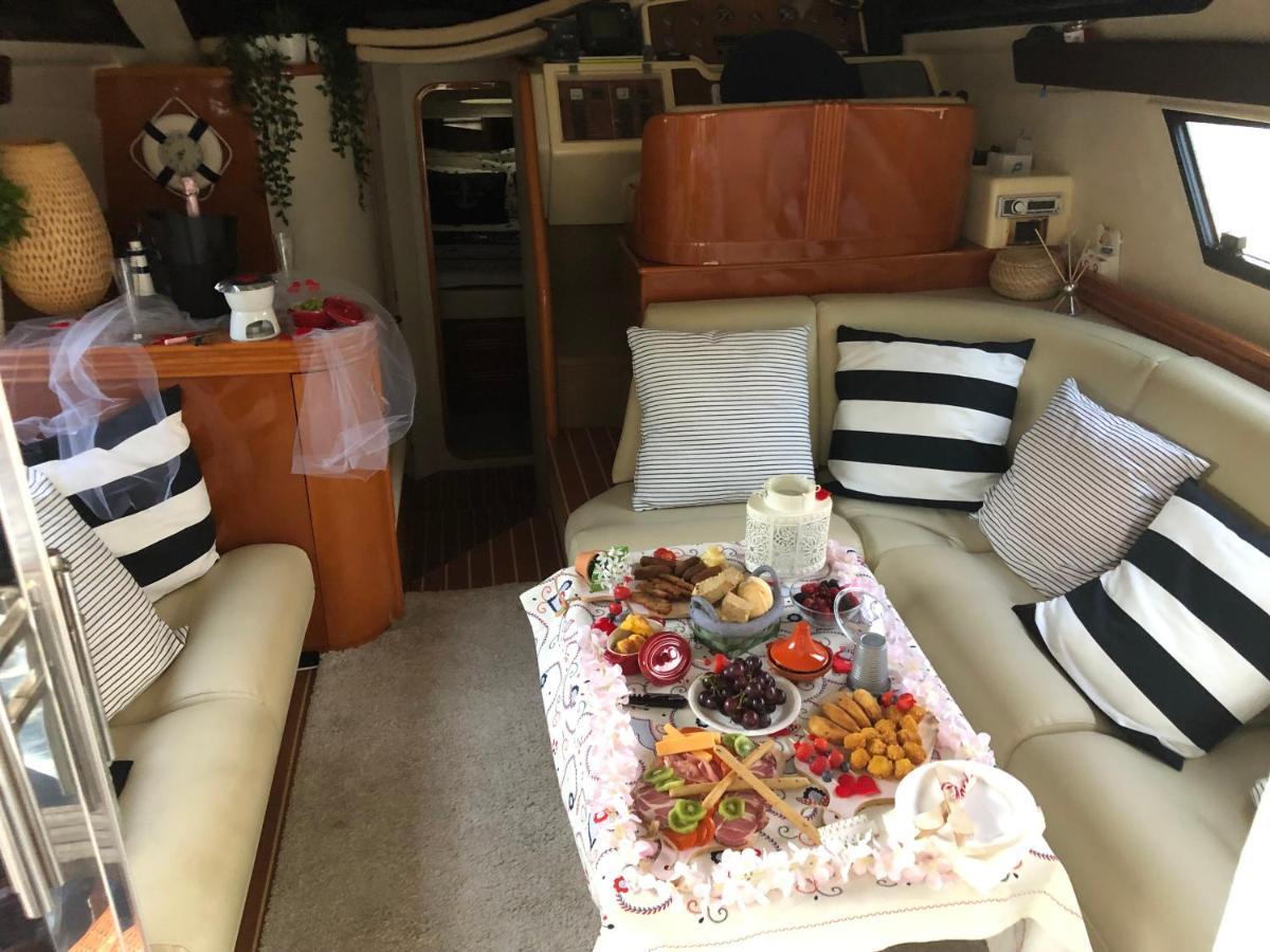 Готель Aquadouro Yacht Radames - Sleep Boat Experience Каштелу-де-Пайва Екстер'єр фото