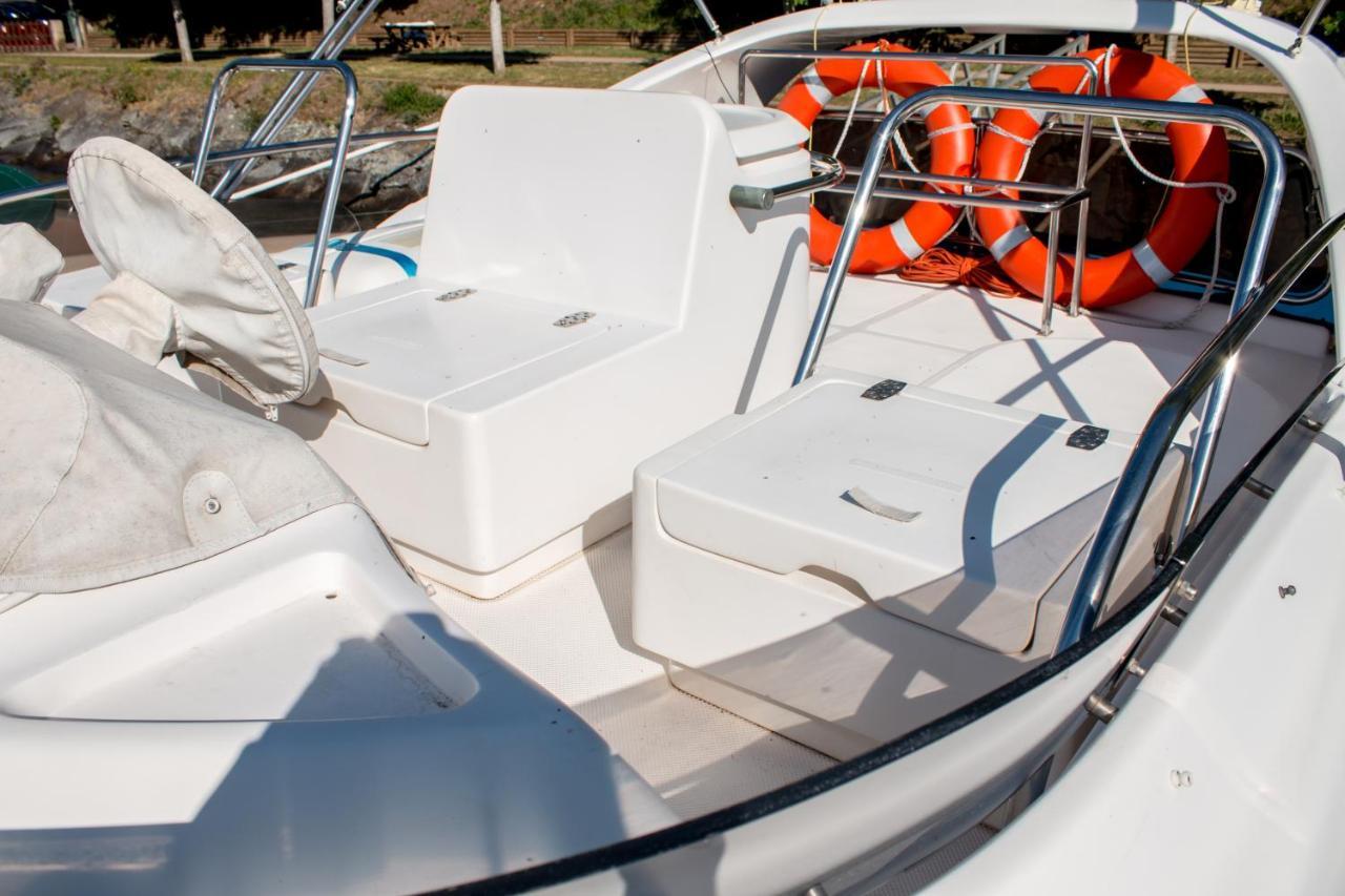 Готель Aquadouro Yacht Radames - Sleep Boat Experience Каштелу-де-Пайва Екстер'єр фото