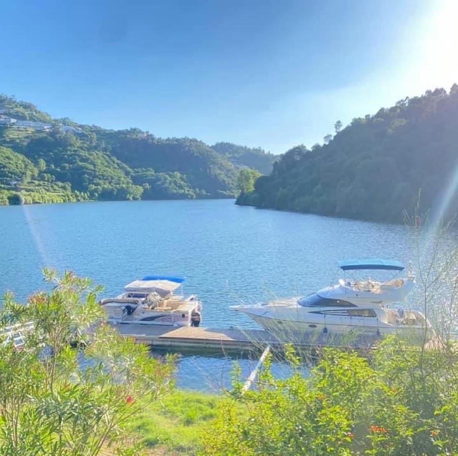 Готель Aquadouro Yacht Radames - Sleep Boat Experience Каштелу-де-Пайва Екстер'єр фото